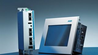Die Steuerung Amkamac A5 ist eine SPS Maschinensteuerung der neuesten Generation. Ihr Herz besteht aus dem Intel-Atom-Prozessor, der ohne Lüfter auskommt.  (Bild: AMK)