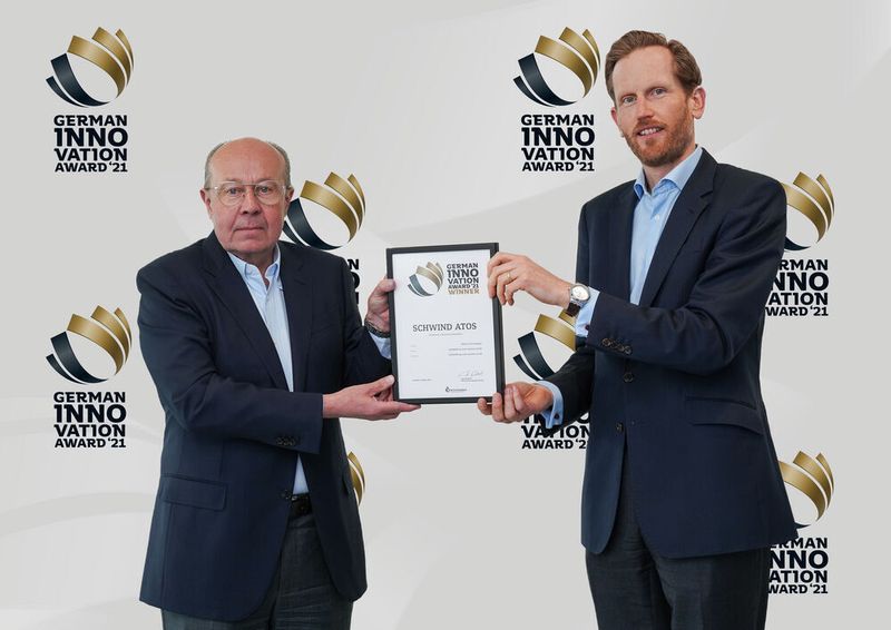 Der Femtosekundenlaser Schwind Atos hat die begehrte Auszeichnung „Winner“ beim German Innovation Award 2021 in der Kategorie „Excellence in Business to Business – Medical Technologies“ erhalten. (Tobias Etzer)