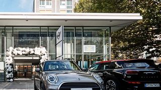 Künftig am Münchner Lenbach-Platz: der Mini-Pavillon. (Mini)