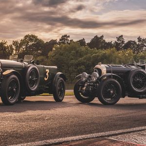 Bentley kündigte außerdem 12 Exemplare des Speed-Six an. (Bild:  Bentley Motors)