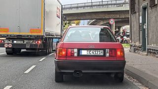 So manchem ein Dorn im Auge: langzeitstabile Fahrzeuge der Achtziger- und Neunzigerjahre mit H-Kennzeichen im Alltagseinsatz (Bild: Dominsky – VCG)