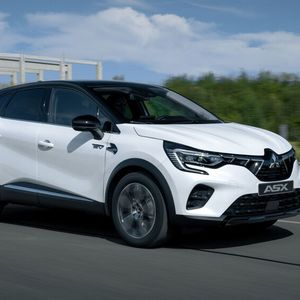 Der ASX startet wie der Captur mit einem Dreizylinder-Benziner mit einem Liter Hubraum und 91 PS.(Bild:  Autoren-Union Mobilität / Mitsubishi)