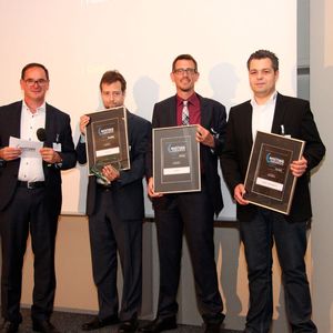 Die Gewinner der Kategorie „Dedicated Server“: netcup (Felix Preuß), Manitu (Manuel Schmitt) und myLoc managed IT (Christian Quandt).(Bild:  Vogel IT-Akademie)