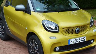 Das im März eingeführte Fortwo-Cabriolet ist für die Smart-Händler in Deutschland ein ausgesprochen wichtiges Modell. Bis Ende September wurden davon 5.299 Einheiten zugelassen. (Michel / »kfz-betrieb«)