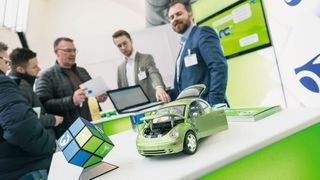 Auch die Ermittlung von Restwerten bzw. Wiederbeschaffungswerten fällt immer stärker ins Gewicht, insbesondere wenn es Vorschäden gab. (Bild: Stefan Bausewein)