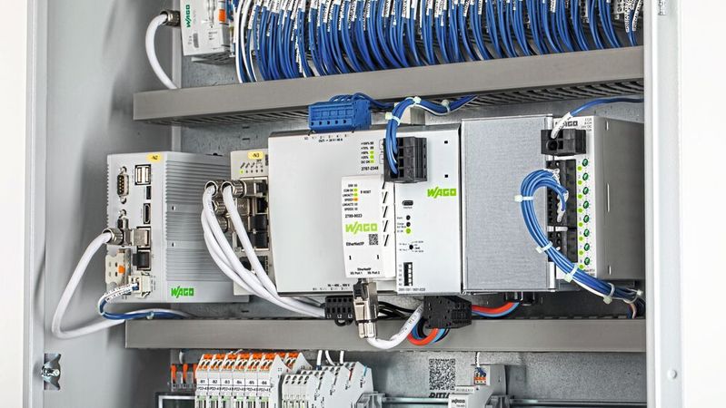 Die Wago Stromversorgung Pro 2 ist eine intelligente und zuverlässige Stromversorgung mit integrierter Redundanz und MOSFET-Technologie und gewährleisten dadurch eine höhere Zuverlässigkeit der Anwendung.(Bild:  WAGO GmbH & Co. KG)