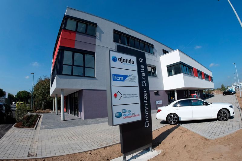 Rund 2,7 Millionen Euro investierte die Kfz-Innung in das Bürogebäude. (Bild: Zietz/»kfz-betrieb«)