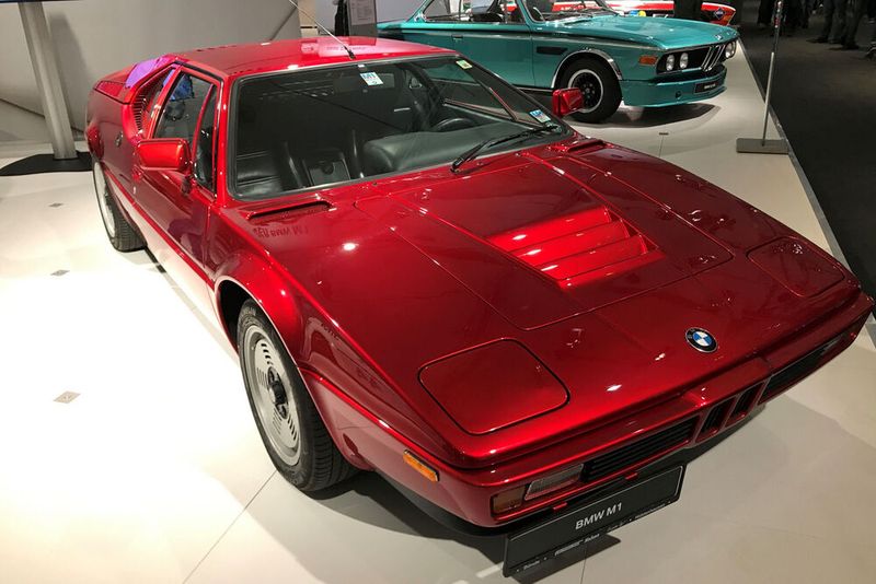 Auf der Techno Classica 2018 feierte der BMW M1 bereits sein 40-Jähriges. (Bild: Autodrom)