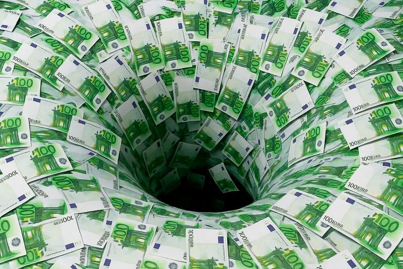 Die Lizenzkosten für Microsoft-Produkte verschlingen laut CII inzwischen über 200 Millionen Euro pro Jahr beim Bund. Diese starke finanzielle und technologische Abhängigkeit drängt die Verwaltung in ein Quasi-Monopol mit eingeschränkter Wahlfreiheit, Lock-in-Effekten und erhöhten Sicherheitsrisiken.(Bild: ©  fotomek - stock.adobe.com)