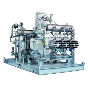 Bild 1: Monoblockpumpe Lewa Triplex G3G; der M800-Pumpenkopf ist mit einer PTFE-Membran für Drücke bis 1000 bar ausgestattet.