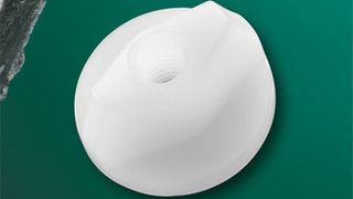 Durch die angespritzte Unterlegscheibe wird die Montage der Flügelmutter erleichtert und verkürzt. Bild: Bülte (Archiv: Vogel Business Media)