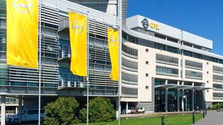 Das Opel-Stammwerk bekommt neben dem Insignia und dem Astra 2021 ein drittes Modell. (Bild: Opel)