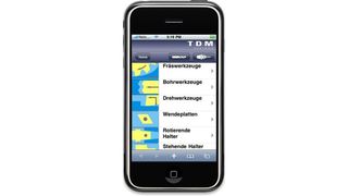 Mobile Werkzeugdaten via TDM-App: Mit dem Smartphone lassen sich Werkzeugdaten und Schnittwerte überall einsehen, ganz ohne PC und TDM-Arbeitsplatz. Bild: TDM (Archiv: Vogel Business Media)