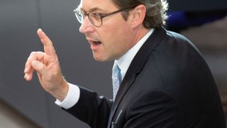 Bundesverkehrsminister Andreas Scheuer verspricht ein neues Konzept für Diesel. (Bild: BMVI)