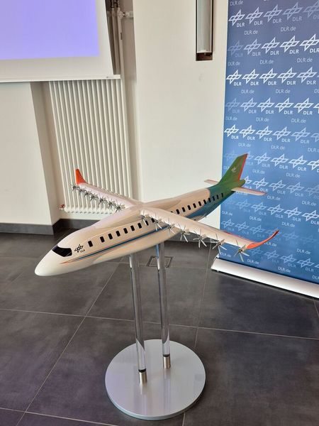 Ziel des Virtual Product House ist es, die Entwicklung und Zulassung von innovativen Flugzeugkomponenten und -technologien, durch den Einsatz digitaler Entwurfs- und Testmethoden voranzutreiben. (Bild: Stefanie Eckardt)