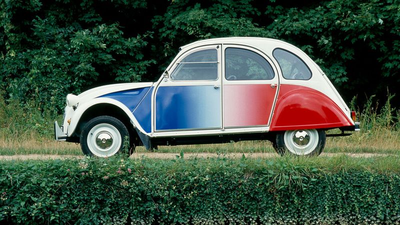 Die Oldtimer Garage Niederkassel hat aktuell eines der seltenen Sondermodelle im Angebot. Preis: 15.000 Euro.(Bild:  Citroën)