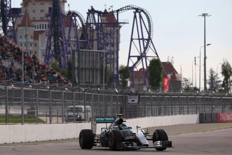 Rückblick auf eine erfolgreiche Formel-1-Saison für Mercedes AMG Petronas und EBM-Papst. (Bild: Daimler)