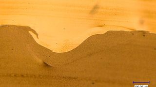 Mikrotomschnitt einer mittels Infrarotschweißverfahren entstandenen Schweißnaht zwischen zwei Kunststoffen. (Fraunhofer LBF)