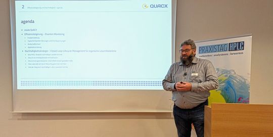 Martin Alt gab Tipps zur Effizienzsteigerung und Nachhaltigkeit in der HPLC-Analytik.(Bild:  VCG – Lüttmann)
