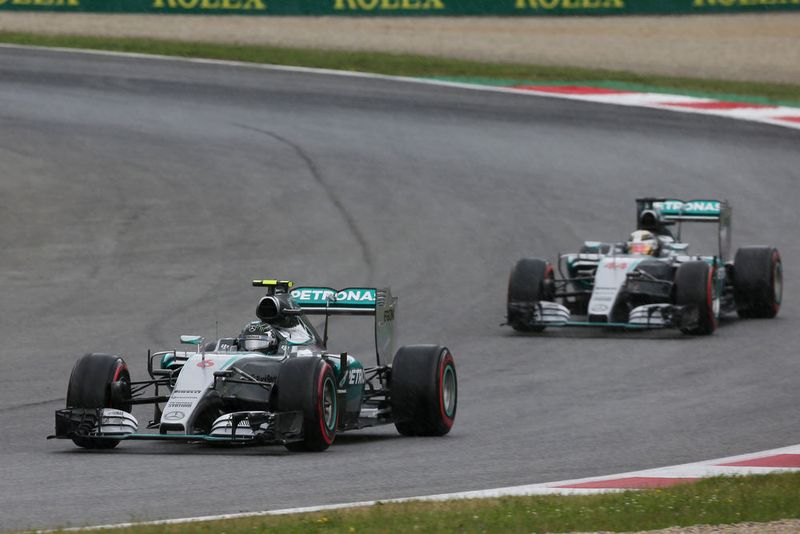 Rückblick auf eine erfolgreiche Formel-1-Saison für Mercedes AMG Petronas und EBM-Papst. (Bild: Daimler)