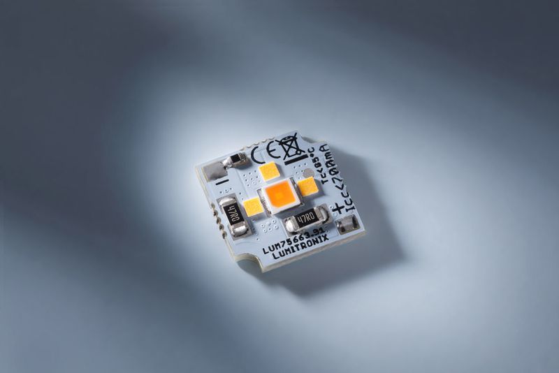 Bei der SmartArray „Dim2Warm Q3+1“ befindet sich eine zusätzliche LED mit 2000 Kelvin auf dem LED Modul. (Bild: Lumitronix)