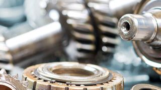 Teilereinigung, ob wässrig, mit Lösemitteln oder anderen Medien, bleibt das Metier von Ecoclean. (Ecoclean)