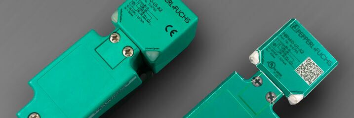 Echter Sensor und Real-Virtual-Reality-Modell im Vergleich: Links das Original, rechts der analoge Zwilling.(Bild:  Pepper+Fuchs)