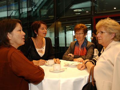 In den Pausen tauschten die Teilnehmerinnen ihre Erfahrungen aus. (Archiv: Vogel Business Media)