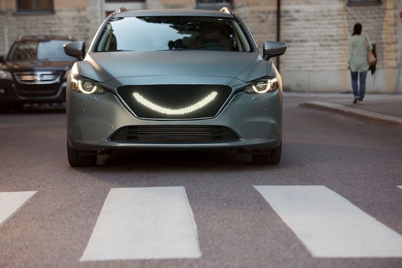 Mittels Eye-Tracking-System und mit der Lidar-Lasertechnik wäre auch eine detailliertere Analyse der Umgebung machbar. Auf diese Weise könnten auch kleinere Kopfbewegungen erfasst oder Blicke abgelesen werden. (Robin Aron)