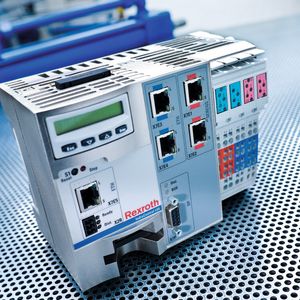 Die Indra Motion MLC unterstützt fein skalierbar sowohl zentrale als auch dezentrale Steuerungsarchitekturen.