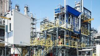 OMV invested around 11 million dollars in the project as a whole, with the Austrian Research Promotion Agency subsidising 10 % of the costs. (OMV Aktiengesellschaft)