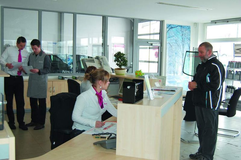 Seitdem die Vertriebssoftware Carworld bei MKM Huber und den angeschlossenen  Filialen im Einsatz ist, haben die Verkäufer ihre Abschlussquoten massiv gesteigert. (Archiv: Vogel Business Media)