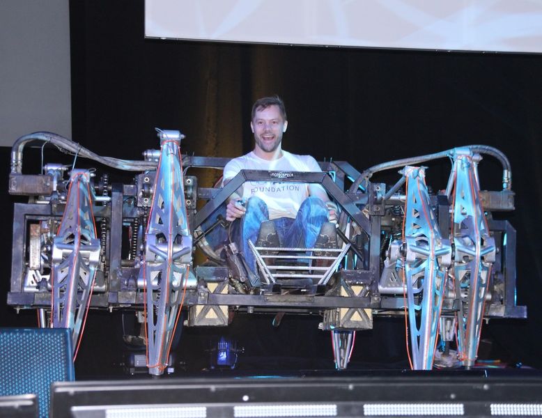 Ein futuristisches Gefährt zeigte zur Eröffnung der Solidworks World, welche Ideen sich mit Solidworks umsetzen lassen. (Bild: Michel)