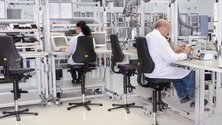ergonomische Arbeitsplätze (Bild: Bosch Rexroth)