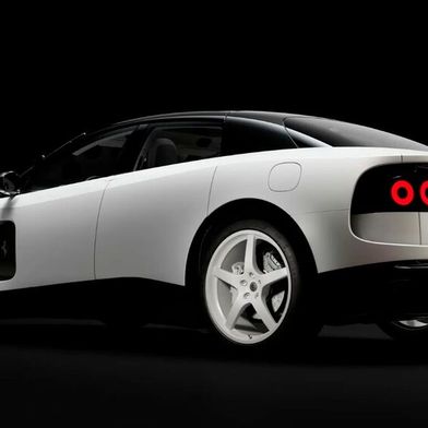 Das erste Elektroauto von Ferrari, der Luce, ist für 40 Millionen Dollar versteigert worden – trotz vielfacher Kritik an der Optik. (Bild: Sotheby's)