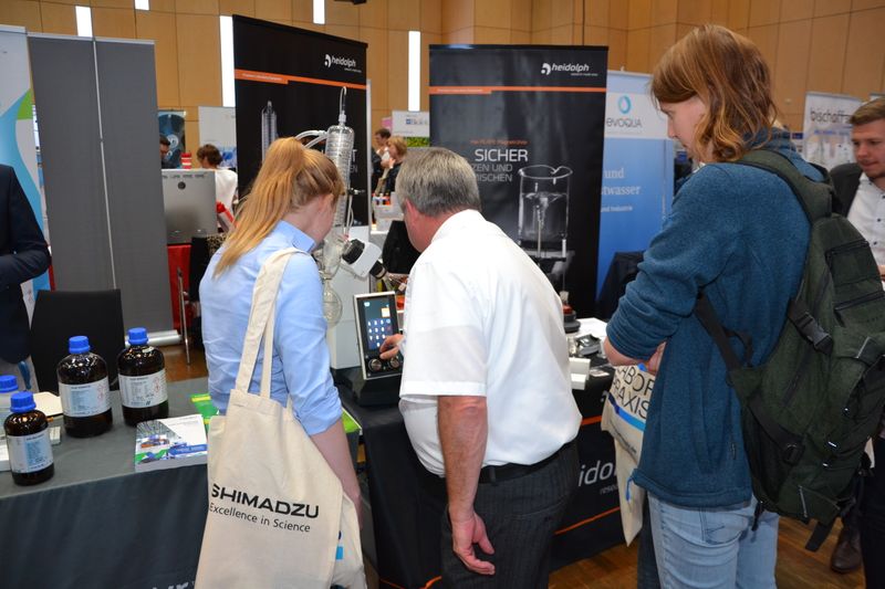 Impressionen der Lab-Supply Münster vom 25. September 2019  Die vorletzte Lab-Supply Messe 2019 fand im Messe und Congresszentrum, Halle Münsterland statt. Impressionen vom Messetag sowie einige Besucherstimmen finden Sie in dieser Bildergalerie. Die nächste Lab-Supply ist am 29. Oktober 2019 in Hamburg. Weitere Infos zu den kommenden Lab-Supply-Messen finden Sie auf www.lab-supply.info.   Lese-Empfehlung: Nachbericht zum erfolgreichen Auftakt der Lab-Supply in Wien. (LABORPRAXIS, C. Lüttmann)