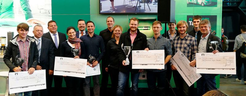 Die Gewinner des Engineering Newcomers 2017 bei der Preisverleihung am 11. Oktober 2017 auf der Motek Messe in Stuttgart. (Cadenas)