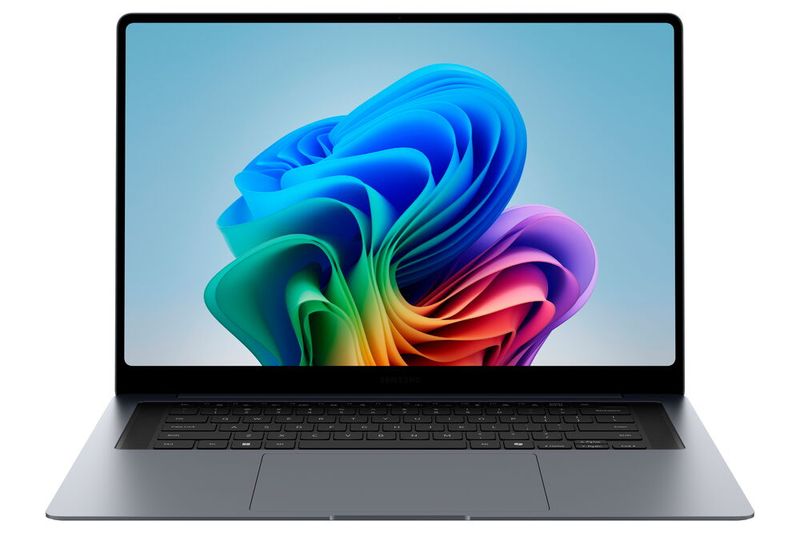 Für das Display nutzt Samsung ein AMOLED-Panel mit Toucherkennung und bis zu 120 Hz Bildwiederholrate.  (Bild: Samsung)