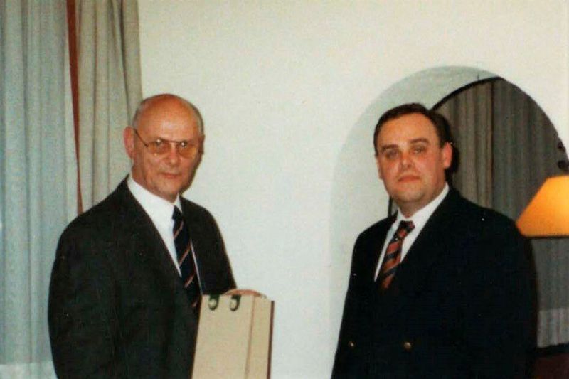Rudolf M. Hufschmied (l.) und sein Sohn Ralph Hufschmied gründeten im April 1991 die Hufschmied Zerspanungssysteme GmbH.  (Hufschmied Zerspanungssysteme )