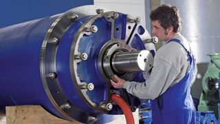 Mit einem PLM-System lassen sich durchgängige Prozesse von der Konstruktion bis in die Fertigung schaffen.  (Bild: Siemens)