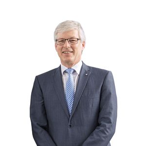 Manfred Stern, CEO der Yaskawa Europe GmbH und Executive Officer der japanischen Muttergesellschaft Yaskawa Electric.