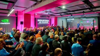 Industrial AI Cloud: Eröffnung der Hochleistungs-KI-Infrastruktur der Deutschen Telekom in München mit massiv skalierbaren Rechen- und Speicherressourcen speziell für das Training und den Betrieb großer KI-Modelle. (Bild: Deutsche Telekom AG / Cindy Albrecht / Robert Dieth)