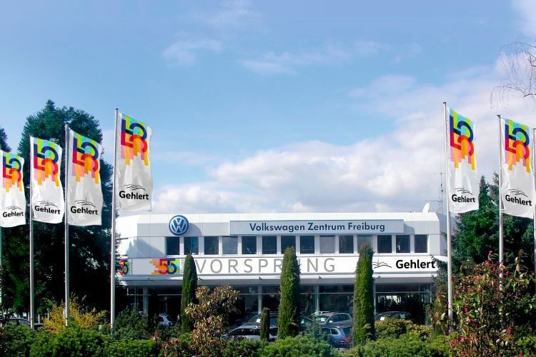 2016 war für Freiburgs ältesten VW- und Audi-Händler Gehlert ein spezielles Jahr. Zum 55-jährigen Bestehen legte sich der Betrieb mächtig ins Zeug und trotzte den schwierigen Rahmenbedingungen, die für VW-Partner derzeit herrschen. (Identis)