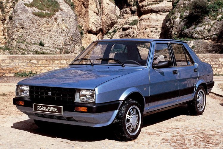Ganz selten und trotzdem preiswert: Zu den Alltagshelden jenes Autojahrgangs zählte auch die heute fast vergessene Stufenhecklimousine Seat Malaga. (Foto: Seat)