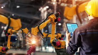 Maschinen- und Anlagenbauer haben noch enormes Potential beim Ausbau digitaler Angebote – doch hier lauern viele Fallstricke.  (Bild: ©ipopba - stock.adobe.com)