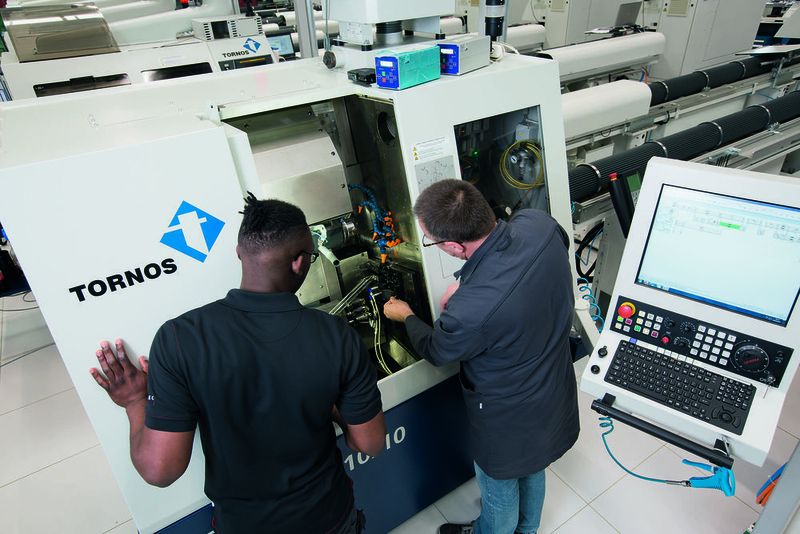 Know-how ist das, was Schweizer Unternehmen die Möglichkeit gibt, aus der Masse herauszustechen und Arbeitsplätze in der Schweiz zu sichern. Dieses Streben nach Leistung findet sich auch beim Personal.  (Tornos)