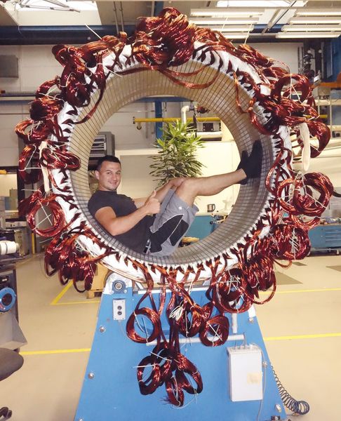 Der zweitgrößte Torquemotor der TF-Reihe hat einen Durchmesser von knapp 1,5 m und bietet Drehmomente bis 100.000 Nm.  (Oswald)