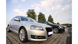 Die Autohändler fürchten, nicht mehr alle Kundenfahrzeuge pünktlich zulassen zu können.  (Bild: gemeinfrei)