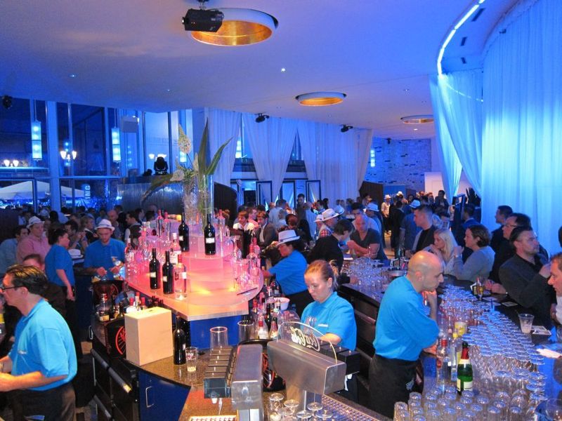 So langsam trudelten die Gäste ein. (Bild: IT-BUSINESS)