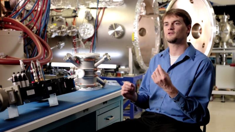 Tom McGuire: „Wir können einen kompakten Fusionsreaktor binnen eines Jahres entwickeln, aufbauen und testen.“ (Loockheed Martin)